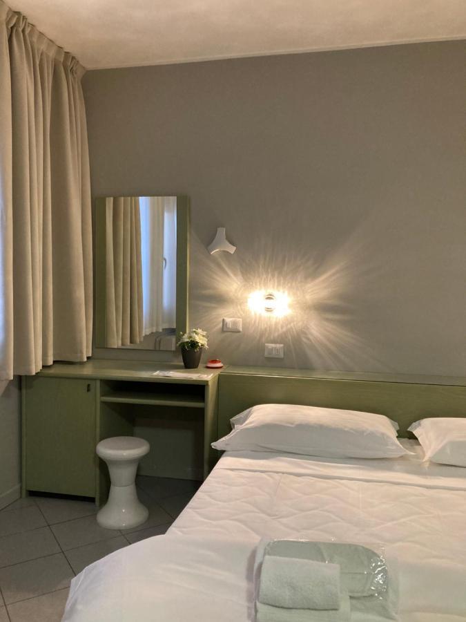Hotel Primo Campi Bisenzio Zewnętrze zdjęcie